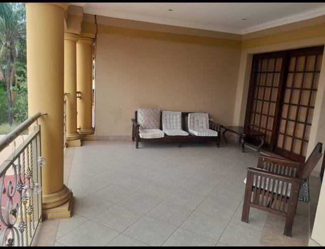 6 BEDROOM HOUSE FOR SALE IN SAFARI GARDENS